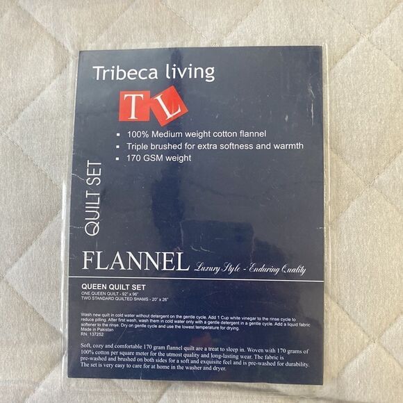 Tribeca Living Quilt Sets, Queen, Silver - Picture 2 of 2